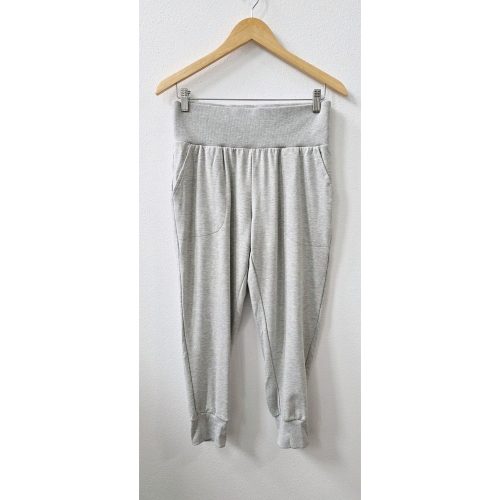 Nike Dri-Fit Cropped Joggers Women's Size Medium Gray Elastic Waist Pockets